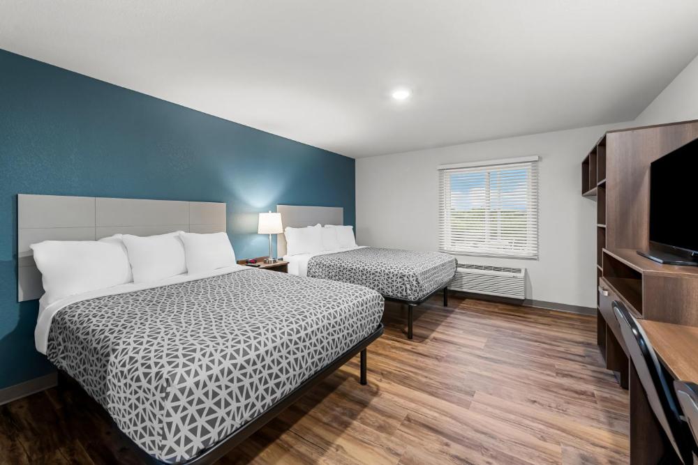 Queen Suite with Two Queen Beds - Non Smoking