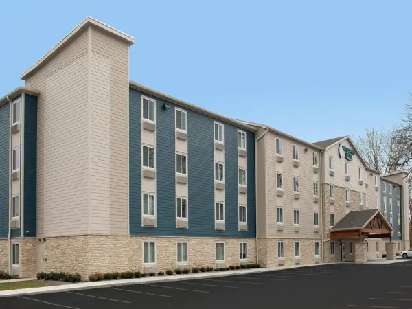 WoodSpring Suites Kansas City Airport