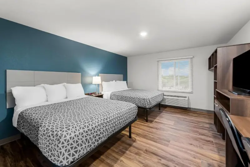 Queen Suite with Two Queen Beds - Non Smoking